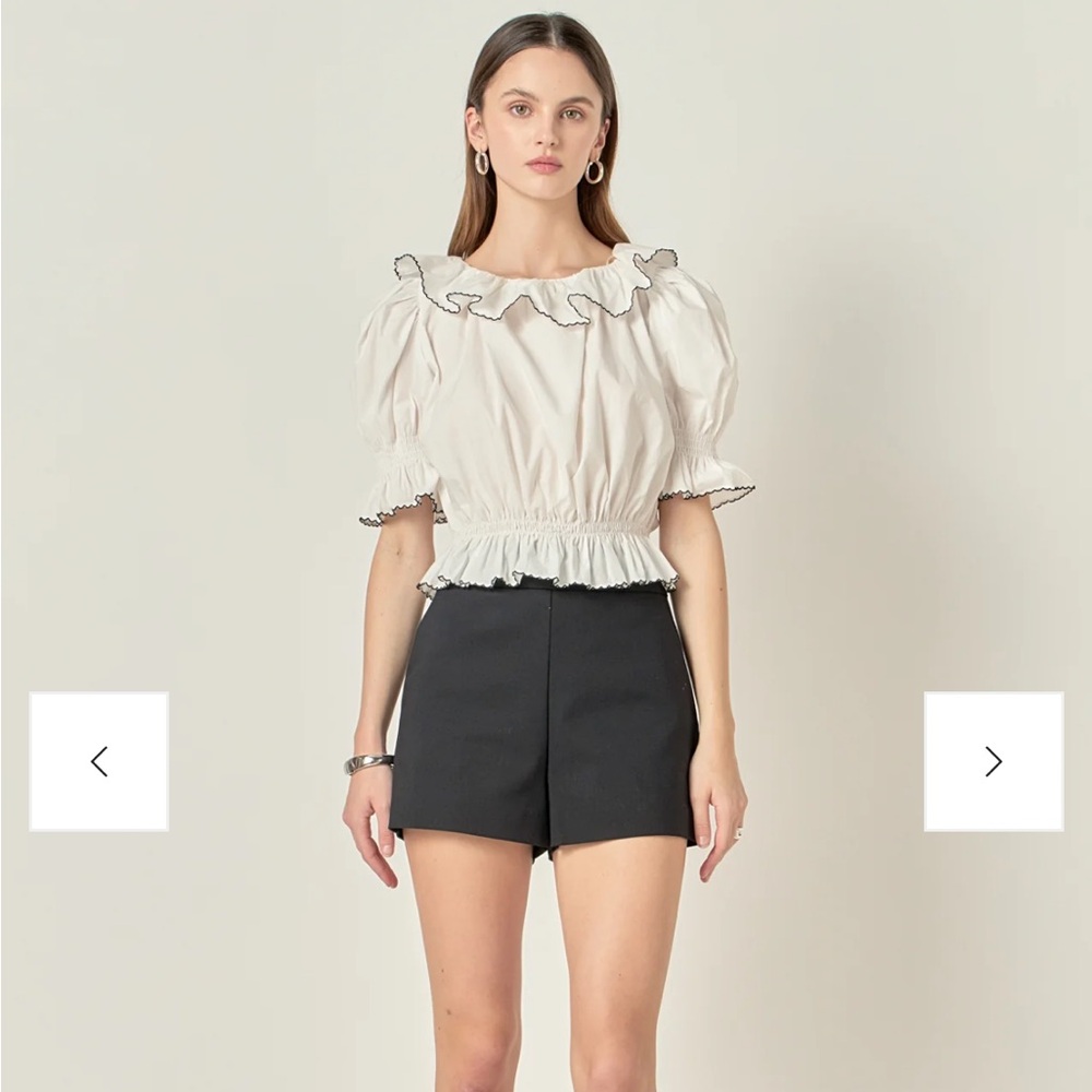******SOLD *******Women's Puff Sleeve Crop Top